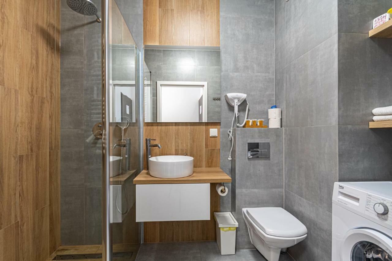 Apartament Odratower Wroclaw Ngoại thất bức ảnh